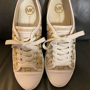 Authentic Michael’s Kors sneakers. Only worn a handful of times. Size 8.5.